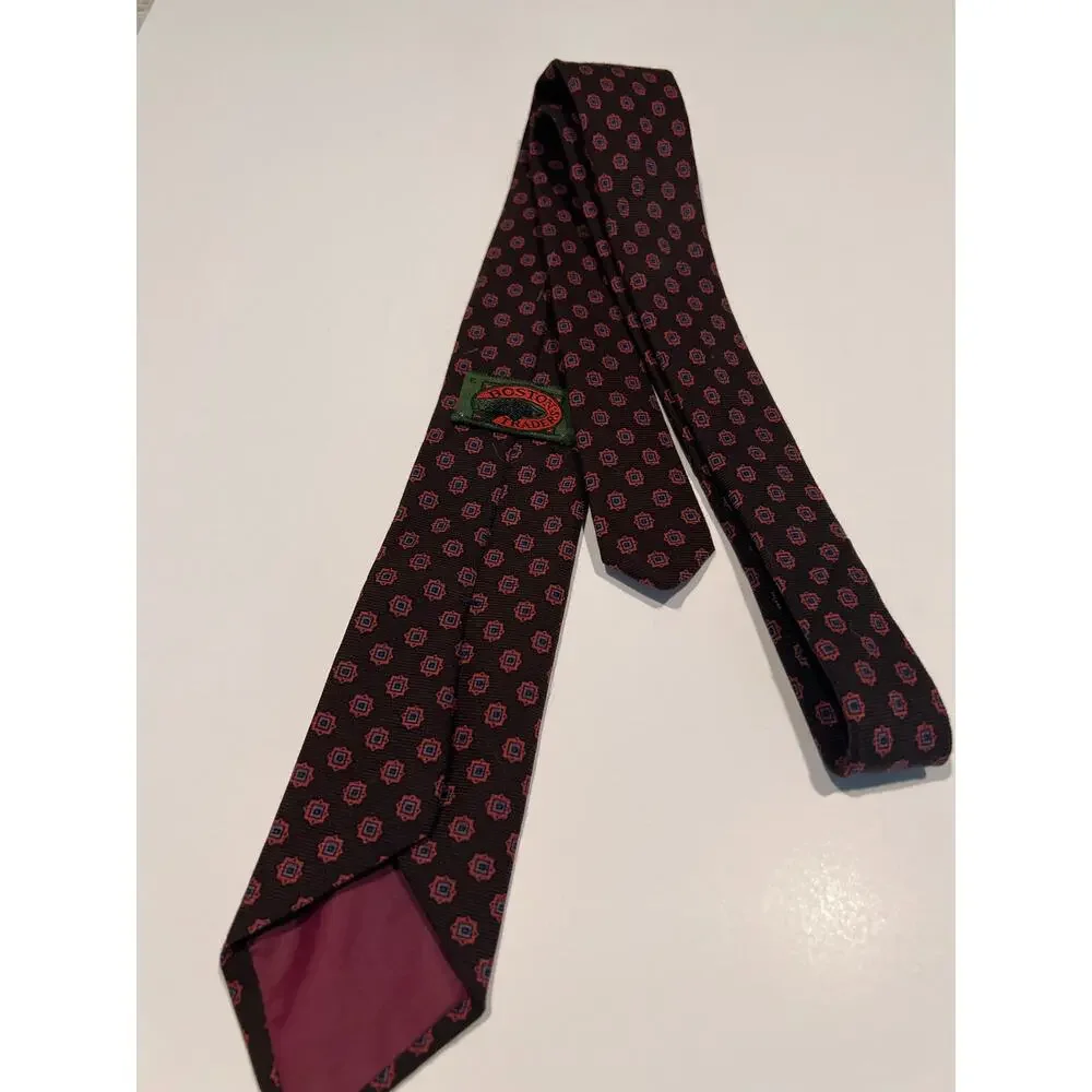 Vintage Filene's Boston Traders Silk Necktie Brown Pink Purple Geometric JL